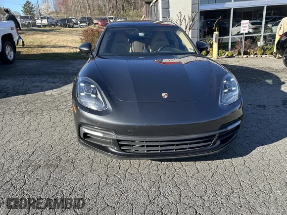 ✅ 2018 Porsche Panamera • VIN: WP0AA2A71JL103839 • Лот: 41811792. Опубліковано раніше на IAAI з пробігом 105 638 миль. Безкоштовний доступ до архіву аукціонних продажів зі США та докладний звіт про історію автомобіля на DreamBid. Зображення 6.