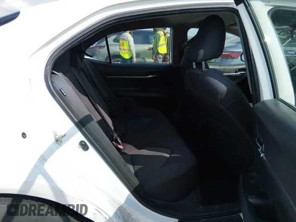 ✅ 2020 Toyota Camry LE • VIN: 4T1C11AK3LU904904 • Lot: 44532744. Wystawiony na IAAI z przebiegiem 153 816 mil. Bezpłatny archiwum sprzedaży aukcyjnych z USA i szczegółowy raport historii pojazdu na DreamBid. Zdjęcie 8.