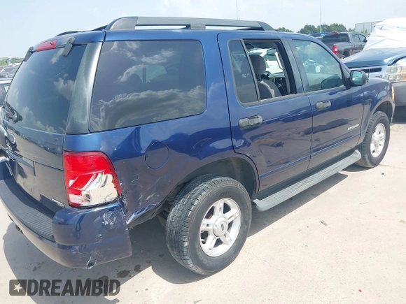✅ 2005 Ford Explorer XLT • VIN: 1FMZU63KX5UA77093 • Lot: 42638889. Wystawiony na IAAI z przebiegiem 144 565 mil. Bezpłatny archiwum sprzedaży aukcyjnych z USA i szczegółowy raport historii pojazdu na DreamBid. Zdjęcie 4.