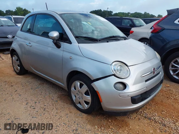 ✅ 2013 FIAT 500 Pop • VIN: 3C3CFFAR8DT752022 • Lot: 42563111. Wystawiony na IAAI z przebiegiem 94 735 mil. Bezpłatny archiwum sprzedaży aukcyjnych z USA i szczegółowy raport historii pojazdu na DreamBid. Zdjęcie 1.