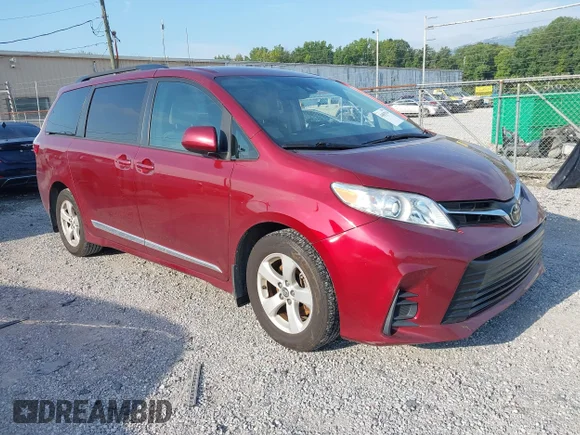✅ 2018 Toyota Sienna LE Auto Access Seat • VIN: 5TDKZ3DC8JS941358 • Lot: 43003714. Listed on IAAI with 127,785 mi. Free auction sales archive from the USA and detailed vehicle history report at DreamBid. Image 1.
