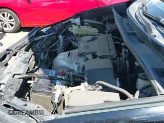 ✅ 2018 Toyota RAV4 LE • VIN: 2T3ZFREVXJW470869 • Lot: 43133197. Wystawiony na IAAI z przebiegiem 103 303 mil. Bezpłatny archiwum sprzedaży aukcyjnych z USA i szczegółowy raport historii pojazdu na DreamBid. Zdjęcie 19.