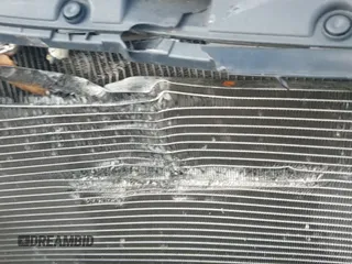 ✅ 2015 Honda Civic EX-L • VIN: 19XFB2F91FE228515 • Lot: 43665260. Listed on IAAI with 76,857 mi. Free auction sales archive from the USA and detailed vehicle history report at DreamBid. Image 19.