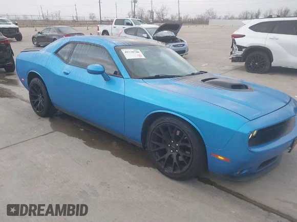 ✅ 2015 Dodge Challenger R/T Plus • VIN: 2C3CDZBT4FH850221 • Lot: 41530700. Wystawiony na IAAI z przebiegiem 86 226 mil. Bezpłatny archiwum sprzedaży aukcyjnych z USA i szczegółowy raport historii pojazdu na DreamBid. Zdjęcie 1.