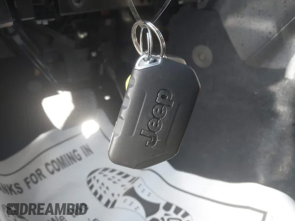 ✅ 2024 Jeep Wrangler Willys • VIN: 1C4PJXDNXRW126161 • Lot: 43533479. Wystawiony na IAAI z przebiegiem 25 101 mil. Bezpłatny archiwum sprzedaży aukcyjnych z USA i szczegółowy raport historii pojazdu na DreamBid. Zdjęcie 11.