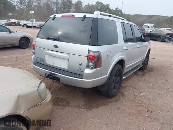 ✅ 2003 Ford Explorer Limited • VIN: 1FMZU65W63UB59156 • Lot: 41714733. Wystawiony na IAAI z przebiegiem 226 154 mil. Bezpłatny archiwum sprzedaży aukcyjnych z USA i szczegółowy raport historii pojazdu na DreamBid. Zdjęcie 4.
