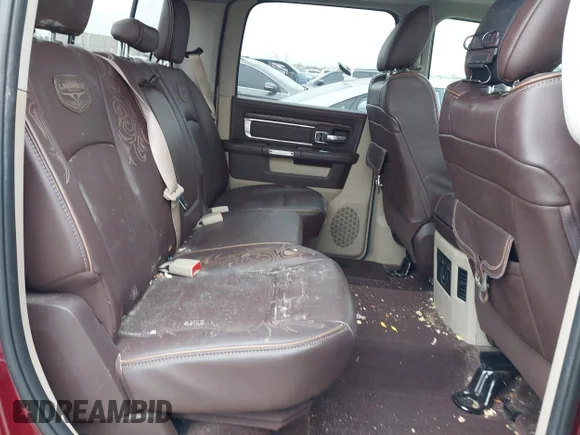 ✅ 2018 Ram 1500 Limited • VIN: 1C6RR6PT2JS219426 • Лот: 41588713. Опубліковано раніше на IAAI з пробігом 105 895 миль. Безкоштовний доступ до архіву аукціонних продажів зі США та докладний звіт про історію автомобіля на DreamBid. Зображення 8.