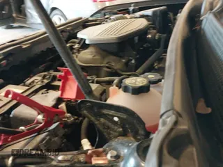 ✅ 2021 GMC Acadia SLT • VIN: 1GKKNULS7MZ159411 • Лот: 42606655. Опубликован ранее на IAAI с пробегом 26 752 миль. Бесплатный доступ к архиву аукционных продаж из США и подробный отчёт об истории автомобиля на DreamBid. Изображение 19.