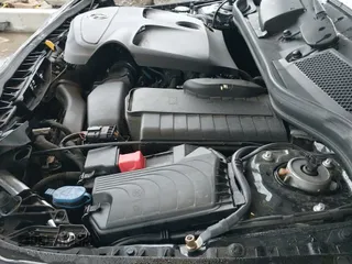 ✅ 2019 Mercedes-Benz CLA 250 • VIN: WDDSJ4GB8KN724213 • Lot: 43585170. Wystawiony na IAAI z przebiegiem 43 528 mil. Bezpłatny archiwum sprzedaży aukcyjnych z USA i szczegółowy raport historii pojazdu na DreamBid. Zdjęcie 20.