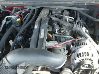 ✅ 2007 GMC Yukon SLE • VIN: 1GKFC13J47R144270 • Лот: 43582294. Опубликован ранее на IAAI с пробегом 247 433 миль. Бесплатный доступ к архиву аукционных продаж из США и подробный отчёт об истории автомобиля на DreamBid. Изображение 13.