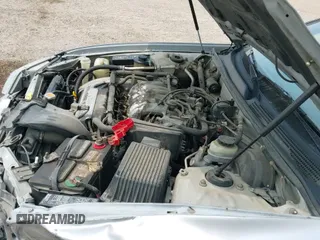 ✅ 1996 Nissan Maxima GXE • VIN: JN1CA21DXTT149299 • Лот: 42311065. Опубликован ранее на IAAI с пробегом 235 943 миль. Бесплатный доступ к архиву аукционных продаж из США и подробный отчёт об истории автомобиля на DreamBid. Изображение 20.