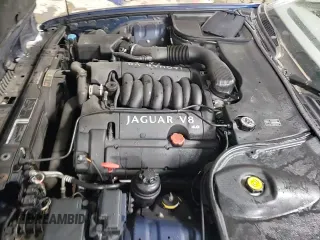 ✅ 2002 Jaguar XJ Vanden Plas • VIN: SAJDA24C92LF40385 • Лот: 82323214. Опубликован ранее на Copart с пробегом 100 999 миль. Бесплатный доступ к архиву аукционных продаж из США и подробный отчёт об истории автомобиля на DreamBid. Изображение 13.