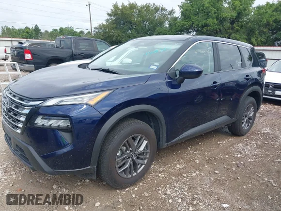 ✅ 2026 Nissan Rogue SV • VIN: 5N1BT3BA9TC716501 • Lot: 45083871. Wystawiony na IAAI z przebiegiem 16 222 mil. Bezpłatny archiwum sprzedaży aukcyjnych z USA i szczegółowy raport historii pojazdu na DreamBid. Zdjęcie 2.