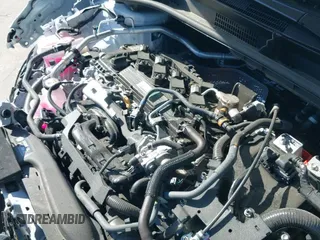 ✅ 2025 Toyota Corolla Cross Hybrid S • VIN: 7MUFBABG3SV076208 • Лот: 43682959. Опубликован ранее на IAAI с пробегом 934 миль. Бесплатный доступ к архиву аукционных продаж из США и подробный отчёт об истории автомобиля на DreamBid. Изображение 20.