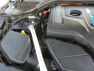 ✅ 2019 BMW 5 Series 530e xDrive • VIN: WBAJB1C52KB375095 • Lot: 87261795. Wystawiony na Copart z przebiegiem 104 516 mil. Bezpłatny archiwum sprzedaży aukcyjnych z USA i szczegółowy raport historii pojazdu na DreamBid. Zdjęcie 13.