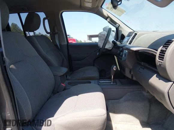 ✅ 2016 Nissan Frontier SV • VIN: 1N6AD0ER0GN758463 • Lot: 45082824. Wystawiony na IAAI z przebiegiem 75 268 mil. Bezpłatny archiwum sprzedaży aukcyjnych z USA i szczegółowy raport historii pojazdu na DreamBid. Zdjęcie 5.