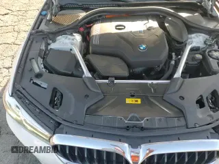 ✅ 2022 BMW 5 Series 530e • VIN: WBA13AG02NCK29807 • Лот: 69406585. Опубликован ранее на Copart с пробегом 81 569 миль. Бесплатный доступ к архиву аукционных продаж из США и подробный отчёт об истории автомобиля на DreamBid. Изображение 16.