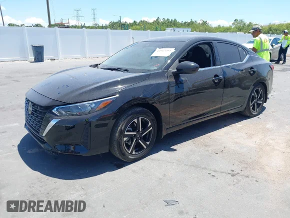 ✅ 2025 Nissan Sentra SV • VIN: 3N1AB8CV0SY212039 • Lot: 44963291. Listed on IAAI with 8,771 mi. Free auction sales archive from the USA and detailed vehicle history report at DreamBid. Image 2.
