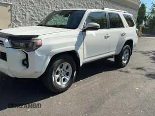 ✅ 2021 Toyota 4Runner SR5 Premium • VIN: JTENU5JR0M5900230 • Лот: 84038565. Опубликован ранее на Copart с пробегом 56 991 миль. Бесплатный доступ к архиву аукционных продаж из США и подробный отчёт об истории автомобиля на DreamBid. Изображение 11.