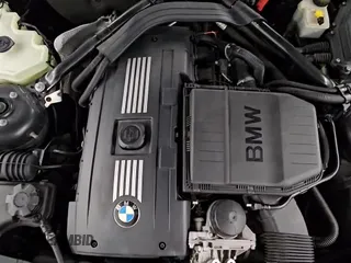 ✅ 2012 BMW Z4 sDrive35i • VIN: WBALM7C52CE385017 • Lot: 43223005. Wystawiony na Copart z przebiegiem 87 408 mil. Bezpłatny archiwum sprzedaży aukcyjnych z USA i szczegółowy raport historii pojazdu na DreamBid. Zdjęcie 13.