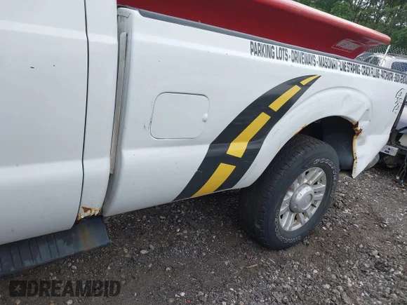 ✅ 2009 Ford F-250 • VIN: 1FDSX215X9EA13179 • Lot: 42668562. Wystawiony na IAAI z przebiegiem Nie podano. Bezpłatny archiwum sprzedaży aukcyjnych z USA i szczegółowy raport historii pojazdu na DreamBid. Zdjęcie 6.