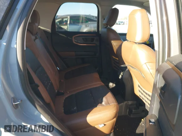 ✅ 2021 Ford Bronco Sport Badlands • VIN: 3FMCR9D94MRB06615 • Lot: 44431110. Wystawiony na IAAI z przebiegiem 48 770 mil. Bezpłatny archiwum sprzedaży aukcyjnych z USA i szczegółowy raport historii pojazdu na DreamBid. Zdjęcie 8.