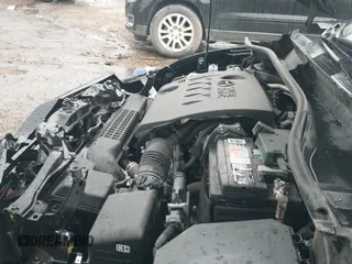 ✅ 2019 Toyota C-HR XLE • VIN: NMTKHMBX6KR086366 • Лот: 43015645. Опубликован ранее на IAAI с пробегом 167 218 миль. Бесплатный доступ к архиву аукционных продаж из США и подробный отчёт об истории автомобиля на DreamBid. Изображение 18.