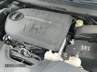 ✅ 2019 Jeep Cherokee Latitude Plus • VIN: 1C4PJLLX1KD241874 • Lot: 41313447. Wystawiony na IAAI z przebiegiem 108 649 mil. Bezpłatny archiwum sprzedaży aukcyjnych z USA i szczegółowy raport historii pojazdu na DreamBid. Zdjęcie 21.