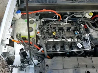 ✅ 2025 Ford Maverick XL • VIN: 3FTTW8A39SRA24271 • Lot: 86296295. Listed on Copart with 14,006 mi. Free auction sales archive from the USA and detailed vehicle history report at DreamBid. Image 14.