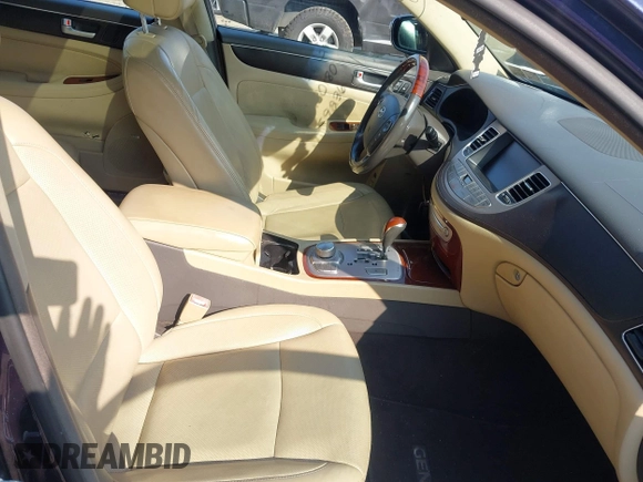 ✅ 2012 Hyundai Genesis 4.6L • VIN: KMHGC4DF4CU159236 • Lot: 42480180. Wystawiony na IAAI z przebiegiem 87 544 mil. Bezpłatny archiwum sprzedaży aukcyjnych z USA i szczegółowy raport historii pojazdu na DreamBid. Zdjęcie 5.
