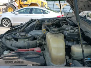 ✅ 2009 Ford F-250 XL • VIN: 1FTSW21R79EA80400 • Лот: 42459388. Опубликован ранее на IAAI с пробегом 151 757 миль. Бесплатный доступ к архиву аукционных продаж из США и подробный отчёт об истории автомобиля на DreamBid. Изображение 19.