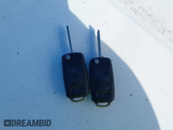 ✅ 2004 Volkswagen Golf GLS • VIN: 9BWGL61J244010534 • Lot: 42919590. Wystawiony na IAAI z przebiegiem 396 363 mil. Bezpłatny archiwum sprzedaży aukcyjnych z USA i szczegółowy raport historii pojazdu na DreamBid. Zdjęcie 11.