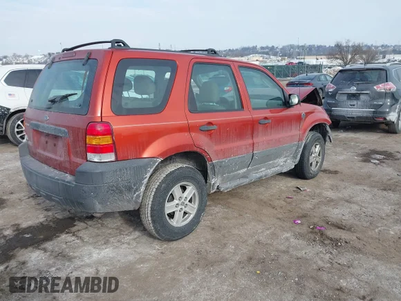 ✅ 2006 Ford Escape XLS • VIN: 1FMYU92Z76KD18259 • Лот: 44293186. Опубліковано раніше на IAAI з пробігом 108 313 миль. Безкоштовний доступ до архіву аукціонних продажів зі США та докладний звіт про історію автомобіля на DreamBid. Зображення 4.