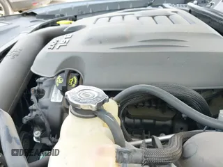 ✅ 2018 Dodge Challenger SXT Plus • VIN: 2C3CDZAG0JH229555 • Lot: 43075813. Wystawiony na IAAI z przebiegiem 69 087 mil. Bezpłatny archiwum sprzedaży aukcyjnych z USA i szczegółowy raport historii pojazdu na DreamBid. Zdjęcie 19.