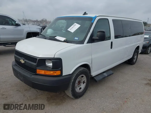 ✅ 2016 Chevrolet Express Passenger LS • VIN: 1GAZGNFG2G1176503 • Лот: 44382990. Опубліковано раніше на IAAI з пробігом 222 272 миль. Безкоштовний доступ до архіву аукціонних продажів зі США та докладний звіт про історію автомобіля на DreamBid. Зображення 2.