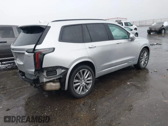 ✅ 2020 Cadillac XT6 AWD Sport • VIN: 1GYKPGRS4LZ220057 • Лот: 43364749. Опубліковано раніше на IAAI з пробігом 82 205 миль. Безкоштовний доступ до архіву аукціонних продажів зі США та докладний звіт про історію автомобіля на DreamBid. Зображення 4.