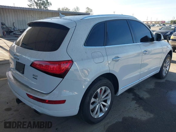 ✅ 2016 Audi Q5 Premium • VIN: WA1C2AFP3GA127955 • Лот: 44926427. Опубліковано раніше на IAAI з пробігом 92 210 миль. Безкоштовний доступ до архіву аукціонних продажів зі США та докладний звіт про історію автомобіля на DreamBid. Зображення 4.