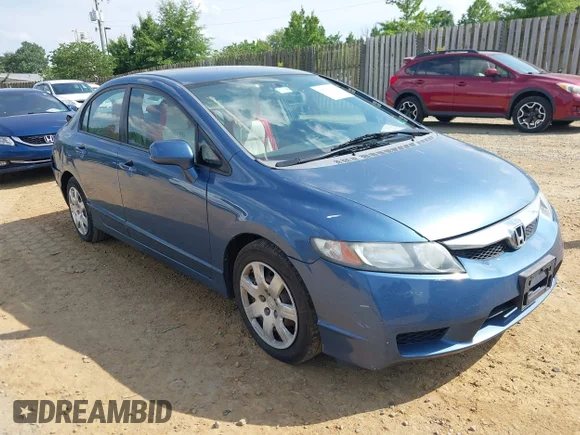 ✅ 2009 Honda Civic LX • VIN: 2HGFA16579H361784 • Lot: 45358989. Wystawiony na IAAI z przebiegiem 212 449 mil. Bezpłatny archiwum sprzedaży aukcyjnych z USA i szczegółowy raport historii pojazdu na DreamBid. Zdjęcie 1.
