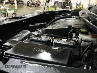 ✅ 2017 Ford Explorer XLT • VIN: 1FM5K8D81HGD27004 • Lot: 41760831. Wystawiony na IAAI z przebiegiem 107 187 mil. Bezpłatny archiwum sprzedaży aukcyjnych z USA i szczegółowy raport historii pojazdu na DreamBid. Zdjęcie 19.