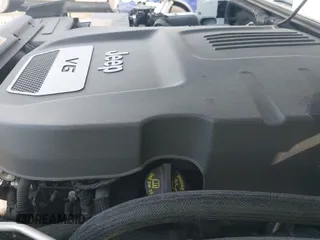 ✅ 2017 Jeep Wrangler Unlimited Sahara • VIN: 1C4BJWEG9HL708837 • Lot: 42288359. Wystawiony na IAAI z przebiegiem 64 932 mil. Bezpłatny archiwum sprzedaży aukcyjnych z USA i szczegółowy raport historii pojazdu na DreamBid. Zdjęcie 20.