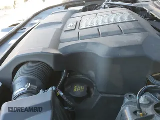 ✅ 2016 Land Rover Range Rover Sport HSE • VIN: SALWR2PF6GA120582 • Lot: 43070148. Wystawiony na IAAI z przebiegiem 184 807 mil. Bezpłatny archiwum sprzedaży aukcyjnych z USA i szczegółowy raport historii pojazdu na DreamBid. Zdjęcie 19.