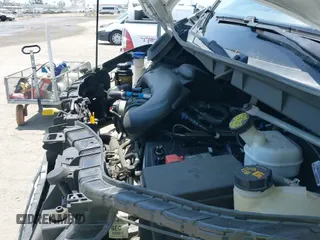 ✅ 2019 Ford Transit • VIN: 1FTBW2CM1KKB41975 • Lot: 42444285. Wystawiony na IAAI z przebiegiem 160 744 mil. Bezpłatny archiwum sprzedaży aukcyjnych z USA i szczegółowy raport historii pojazdu na DreamBid. Zdjęcie 20.