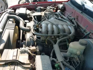 ✅ 2002 Toyota Tacoma • VIN: 5TEHN72N72Z099053 • Lot: 42701177. Listed on IAAI with 193,755 mi. Free auction sales archive from the USA and detailed vehicle history report at DreamBid. Image 19.