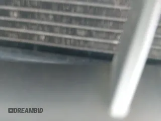 ✅ 2005 Mercedes-Benz E 500 • VIN: WDBUF70J85A683972 • Lot: 42400796. Wystawiony na IAAI z przebiegiem 227 867 mil. Bezpłatny archiwum sprzedaży aukcyjnych z USA i szczegółowy raport historii pojazdu na DreamBid. Zdjęcie 13.