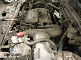 ✅ 2002 Honda CR-V EX • VIN: JHLRD788X2C076585 • Lot: 43476744. Wystawiony na IAAI z przebiegiem 124 376 mil. Bezpłatny archiwum sprzedaży aukcyjnych z USA i szczegółowy raport historii pojazdu na DreamBid. Zdjęcie 23.