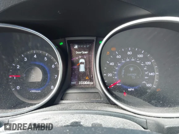 ✅ 2016 Hyundai Santa Fe • VIN: 5XYZW4LA2GG339493 • Lot: 44404034. Wystawiony na IAAI z przebiegiem 103 306 mil. Bezpłatny archiwum sprzedaży aukcyjnych z USA i szczegółowy raport historii pojazdu na DreamBid. Zdjęcie 7.