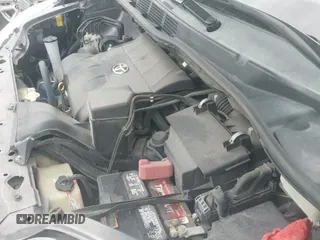 ✅ 2015 Toyota Sienna XLE • VIN: 5TDYK3DC1FS676272 • Lot: 43067069. Wystawiony na IAAI z przebiegiem 127 833 mil. Bezpłatny archiwum sprzedaży aukcyjnych z USA i szczegółowy raport historii pojazdu na DreamBid. Zdjęcie 20.