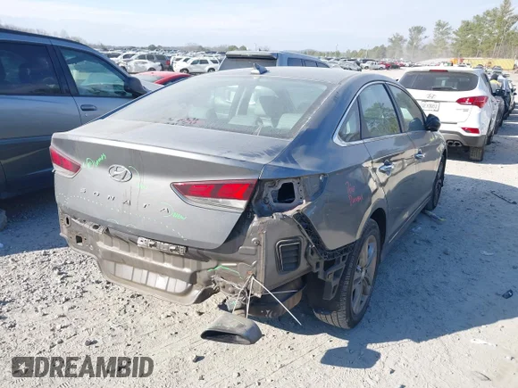 ✅ 2018 Hyundai Sonata SEL • VIN: 5NPE34AF6JH636112 • Lot: 44302521. Wystawiony na IAAI z przebiegiem 122 300 mil. Bezpłatny archiwum sprzedaży aukcyjnych z USA i szczegółowy raport historii pojazdu na DreamBid. Zdjęcie 4.