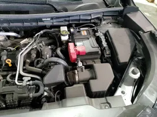 ✅ 2025 Mitsubishi Outlander SE • VIN: JA4J4VA83SZ037238 • Lot: 94246615. Wystawiony na Copart z przebiegiem 5 996 mil. Bezpłatny archiwum sprzedaży aukcyjnych z USA i szczegółowy raport historii pojazdu na DreamBid. Zdjęcie 14.