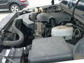 ✅ 2005 GMC Yukon XL SLT • VIN: 1GKFK16Z95J181203 • Лот: 41977848. Опубликован ранее на IAAI с пробегом 262 814 миль. Бесплатный доступ к архиву аукционных продаж из США и подробный отчёт об истории автомобиля на DreamBid. Изображение 12.